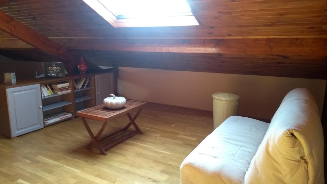 La Petite Maison Saint-Loup-Geanges Exteriör bild